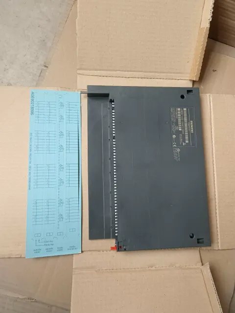 Siemens 6ES7422-1HH00-0AA0 Industrial Relay — product photo 13 of 20