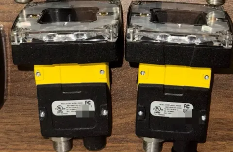 Cognex IS2000C-120-40-125 Industrial Sensor product photo 3