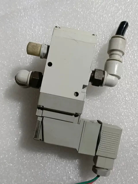 SMC VPA542-4TZ1-02A Industrial Automation Component product photo 4