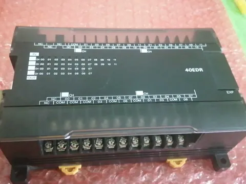 OMRON CP1W-40EDR PLC Module product photo 2