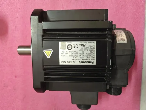 Panasonic MDDHT5540CA1 + MDME152GCGM Motor & Drive Component product photo 3