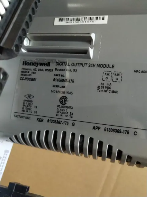 Honeywell CC-PDOB01 / 51406043-175 + CC-TDOB01 / 51308371-175 Industrial Automation Component product photo 4