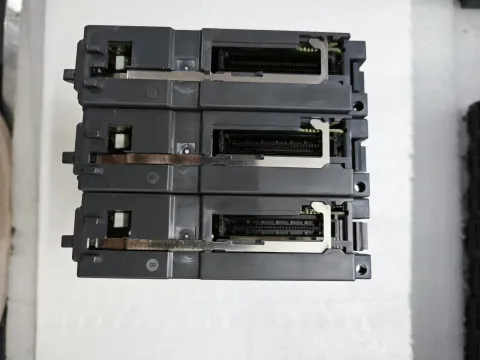 Mitsubishi Electric Q68DAVN PLC Module — product photo 12 of 31