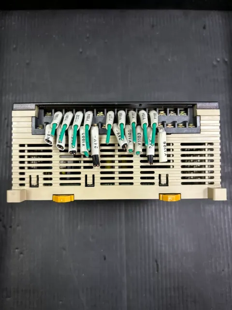 OMRON CPM1A-40CDR-A-V1 PLC Module product photo 2