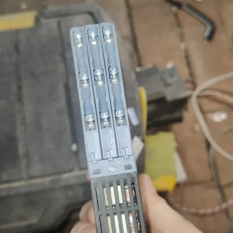 Siemens 3SK1111-1AB30 Industrial Relay — product photo 4 of 11