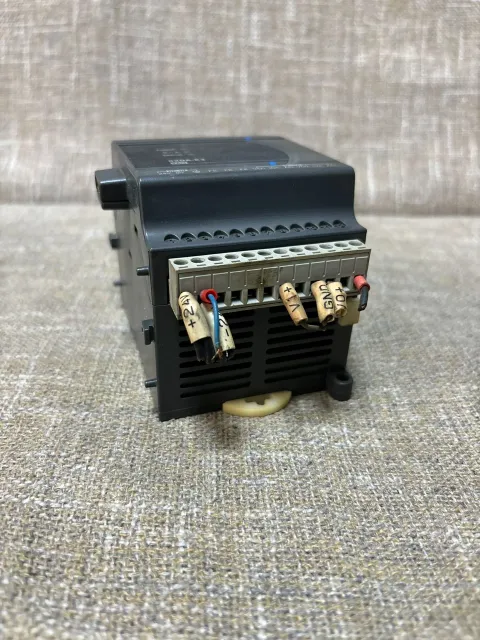Delta DVP02DA-E2 PLC Module product photo 4