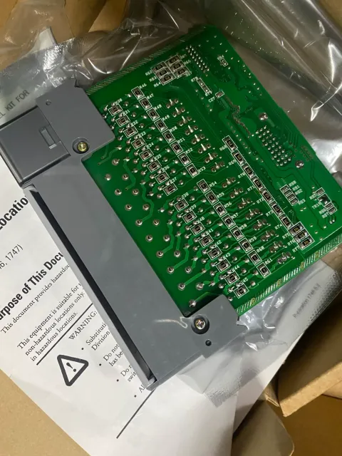 Allen-Bradley 1746-OA16 Series D Industrial Automation Component product photo 3