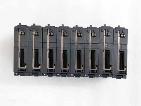 Mitsubishi Electric QX42 Industrial Automation Component — product photo 17 of 44