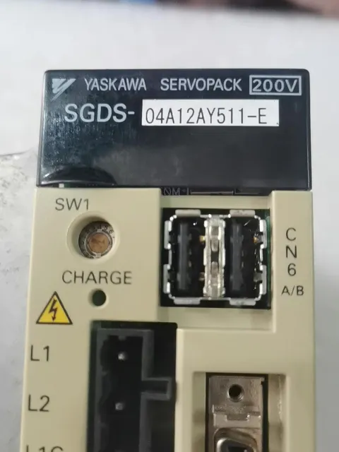 Yaskawa/安川 SGDS-04A12AY511-E Motor & Drive Component product photo 3