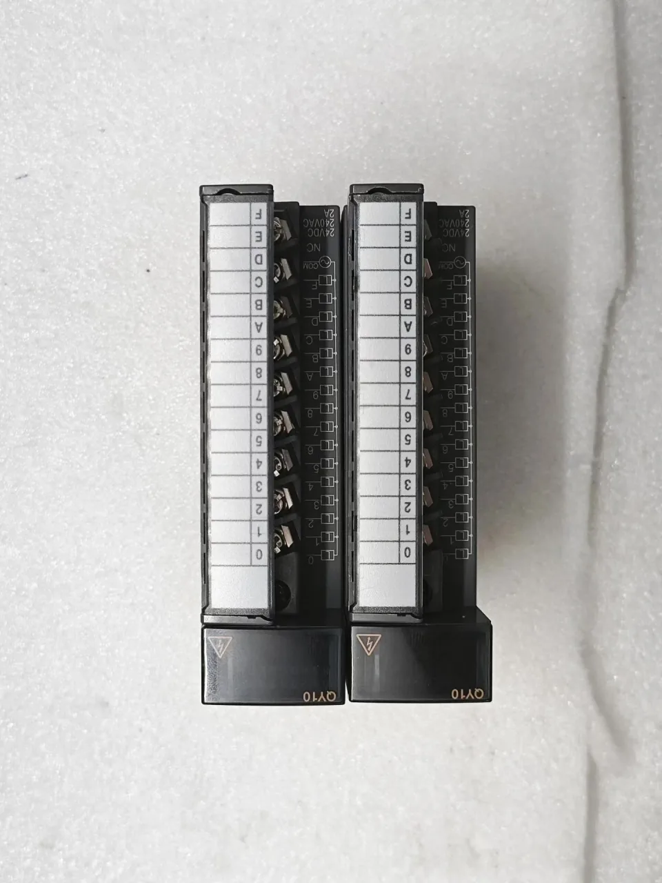 Mitsubishi Electric QY10 ×2 Industrial Relay product photo 1