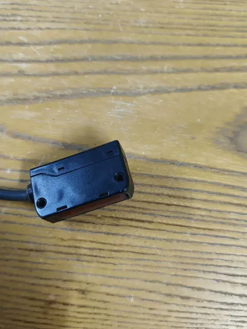 Omron E3S-LS3NW Industrial Sensor product photo 4