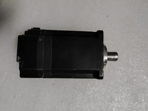 White Label SGMAV-04A3A2S Motor & Drive Component product photo 3