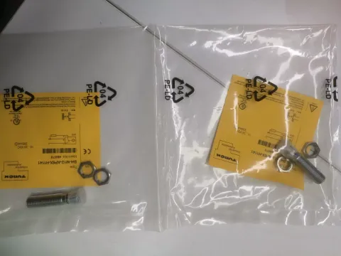 White Label B18-M18-AP6X-H1141 Industrial Sensor product photo 1
