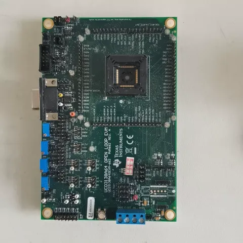 Texas Instruments UCD3138A64OEVM-662 Power Electronics Module product photo 3