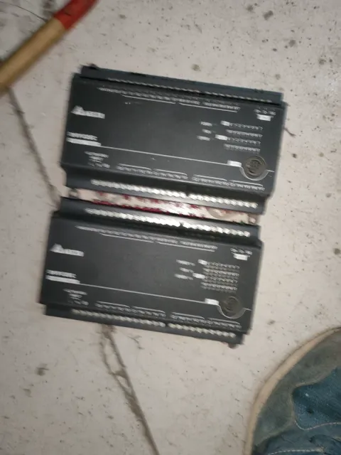 Delta DVP32EC00R3 PLC Module — product photo 21 of 21