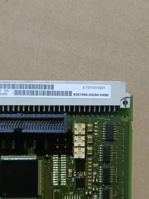 Siemens 6SE7090-0XX84-0AB0 Motor & Drive Component — product photo 2 of 17