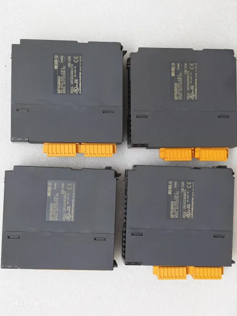 Mitsubishi Electric QJ71C24N-R4 Industrial Automation Component — product photo 13 of 48