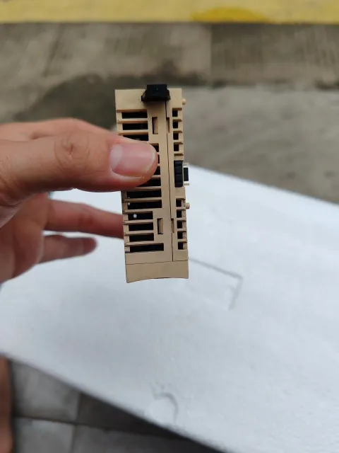 Schneider Electric TM2AMM3HT I/O Module product photo 3