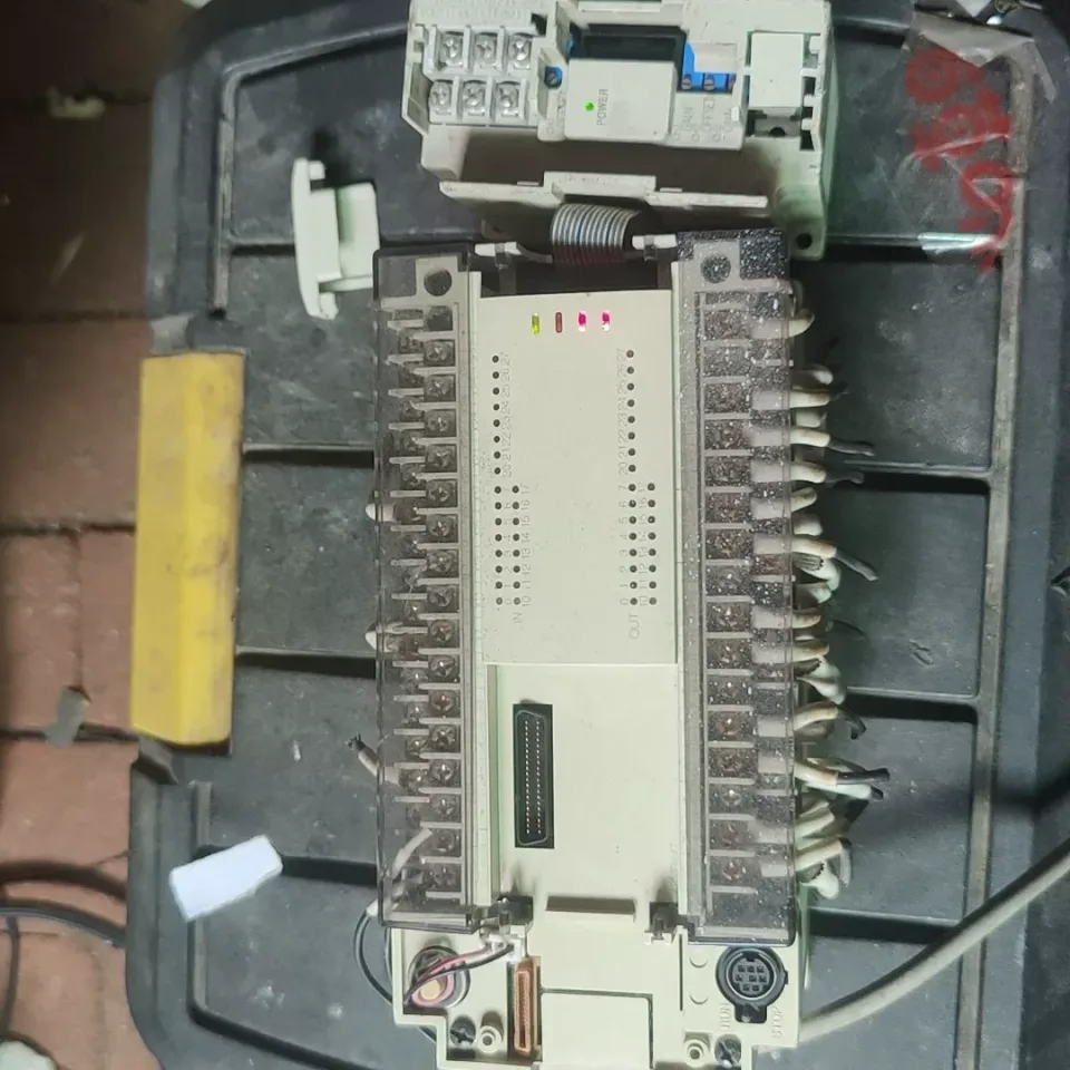 Mitsubishi Electric FX2N-48MR-001; FX2N-2DA PLC Module product photo 1