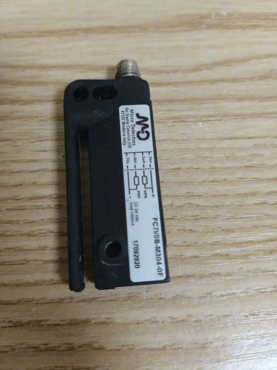 Micro Detectors FC7/0B-M304-0F Industrial Sensor product photo 1