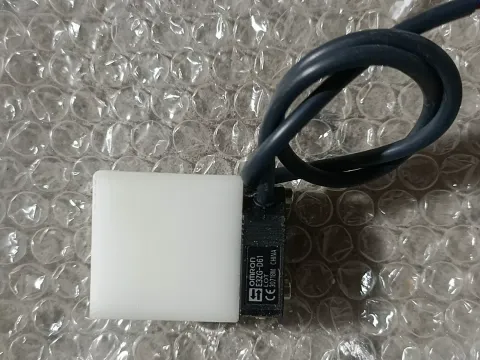 OMRON E3ZG-D61 Industrial Sensor product photo 1