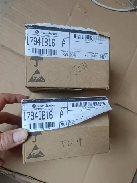 Allen-Bradley 1794-IB16 PLC Module — product photo 10 of 14
