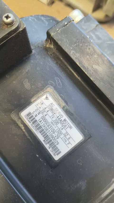 Yaskawa SGMG-44ADC61 Motor & Drive Component product photo 5