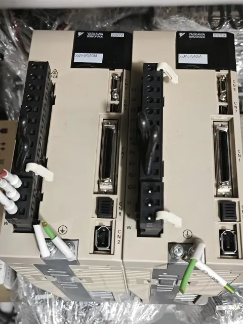 Yaskawa SGDV-5R5A05A Motor & Drive Component — product photo 2 of 6