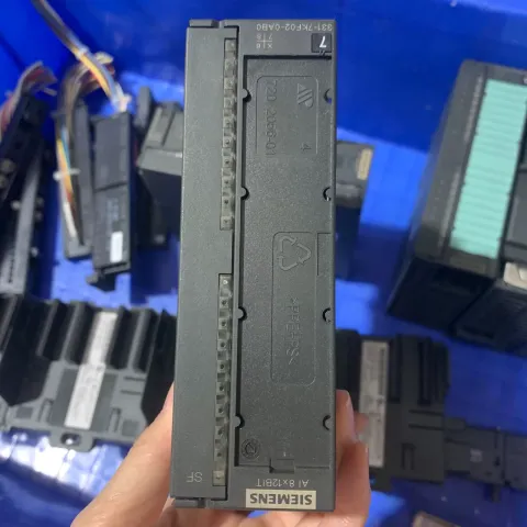 Siemens 6ES7331-7KF02-0AB0 Industrial Automation Component — product photo 9 of 18