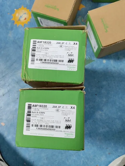 Schneider Electric A9F18320 Industrial Automation Component product photo 1