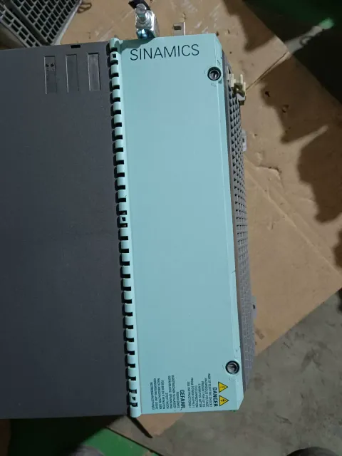 Siemens 6SL3120-1TE31-3AA3 Motor & Drive Component — product photo 20 of 38