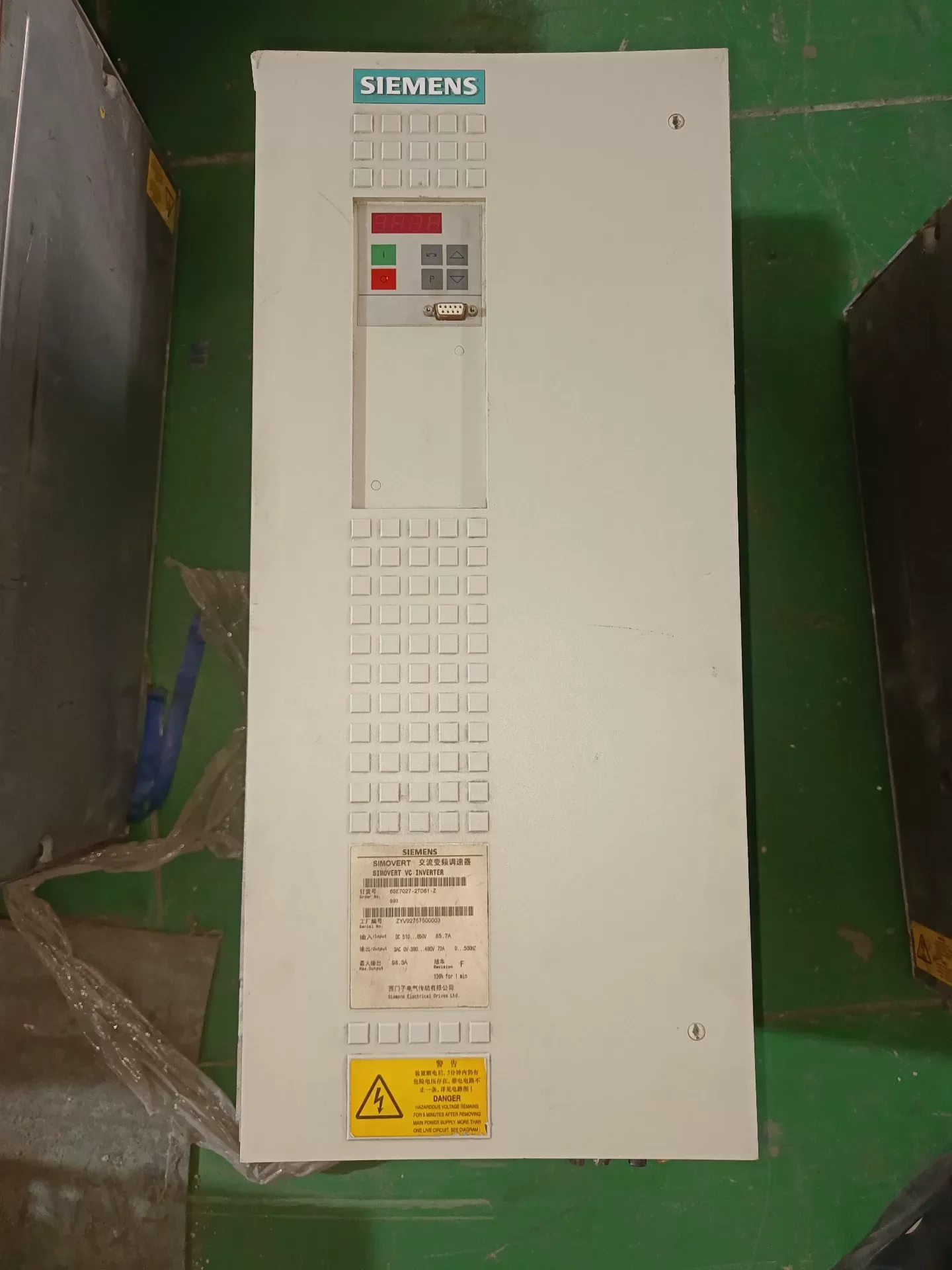 Siemens 6SE7027-2TD61-Z Motor & Drive Component product photo 1
