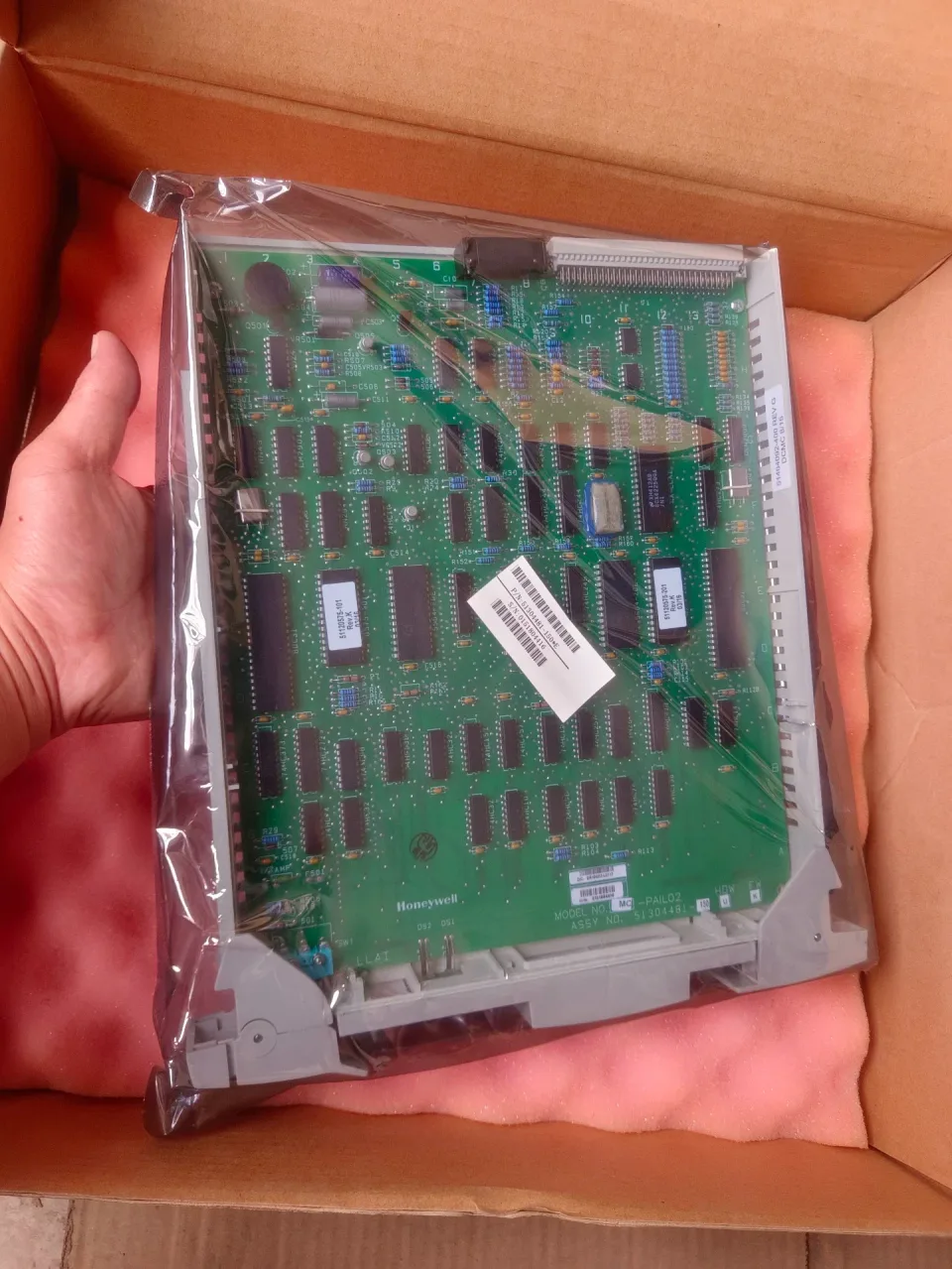 Honeywell 51304481-150 Industrial Automation Component — product photo 1 of 18
