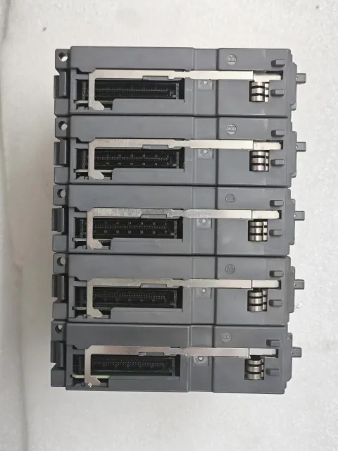 Mitsubishi Electric QY80 PLC Module — product photo 35 of 42
