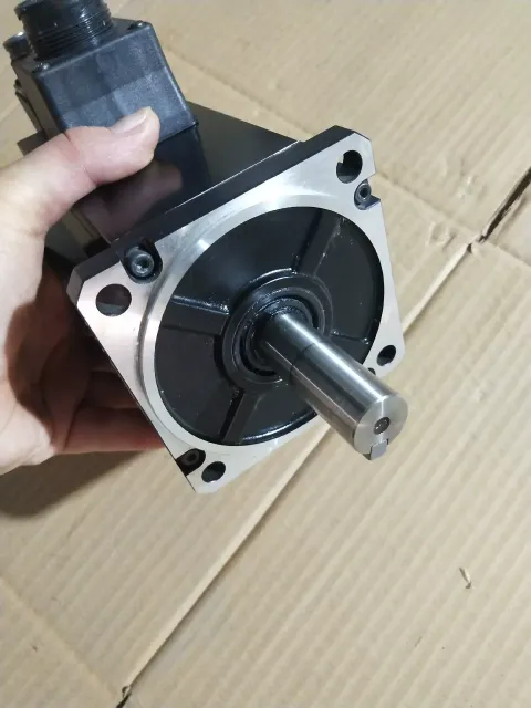 Panasonic MSMF202L1H6M Motor & Drive Component — product photo 12 of 18
