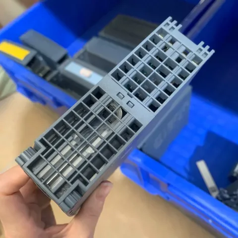 Siemens 6ES7531-7NF10-0AB0 Industrial Automation Component — product photo 16 of 18