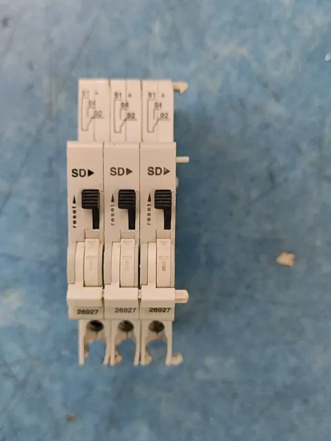Merlin Gerin 26927 Industrial Automation Component product photo 2