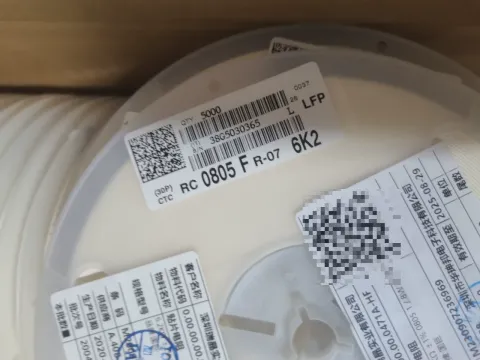 YAGEO / 国巨 RC0805FR-076K2 Industrial Automation Component product photo 2