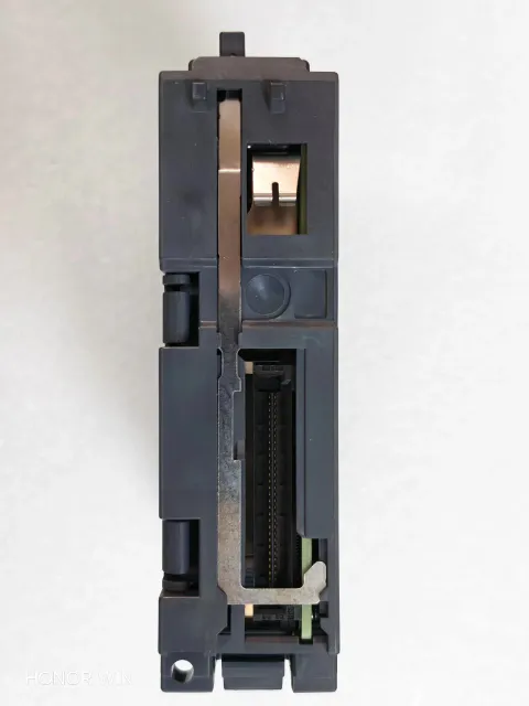 Mitsubishi Electric Q04UDVCPU Industrial Automation Component — product photo 9 of 34