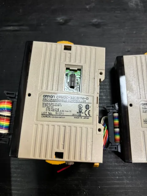 OMRON CPM2C-32CDTM-D + CPM2C-16EDM + CPM2C-8ER PLC Module product photo 5