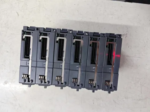 Mitsubishi Electric QD77MS16 Industrial Automation Component — product photo 36 of 150