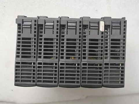 Mitsubishi Electric QY80 PLC Module — product photo 40 of 42