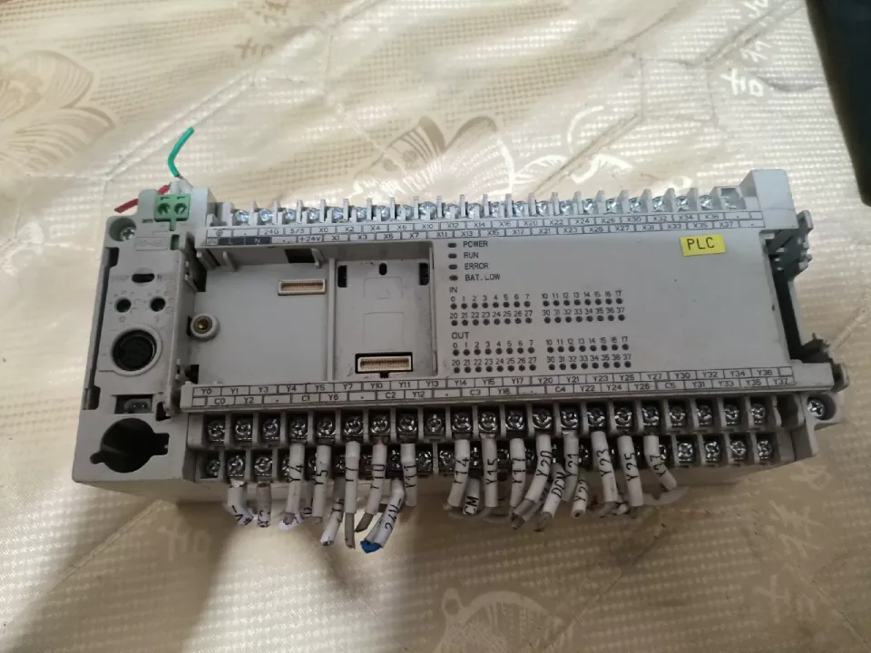 Delta Electronics DVP64EH00T2 PLC Module product photo 1