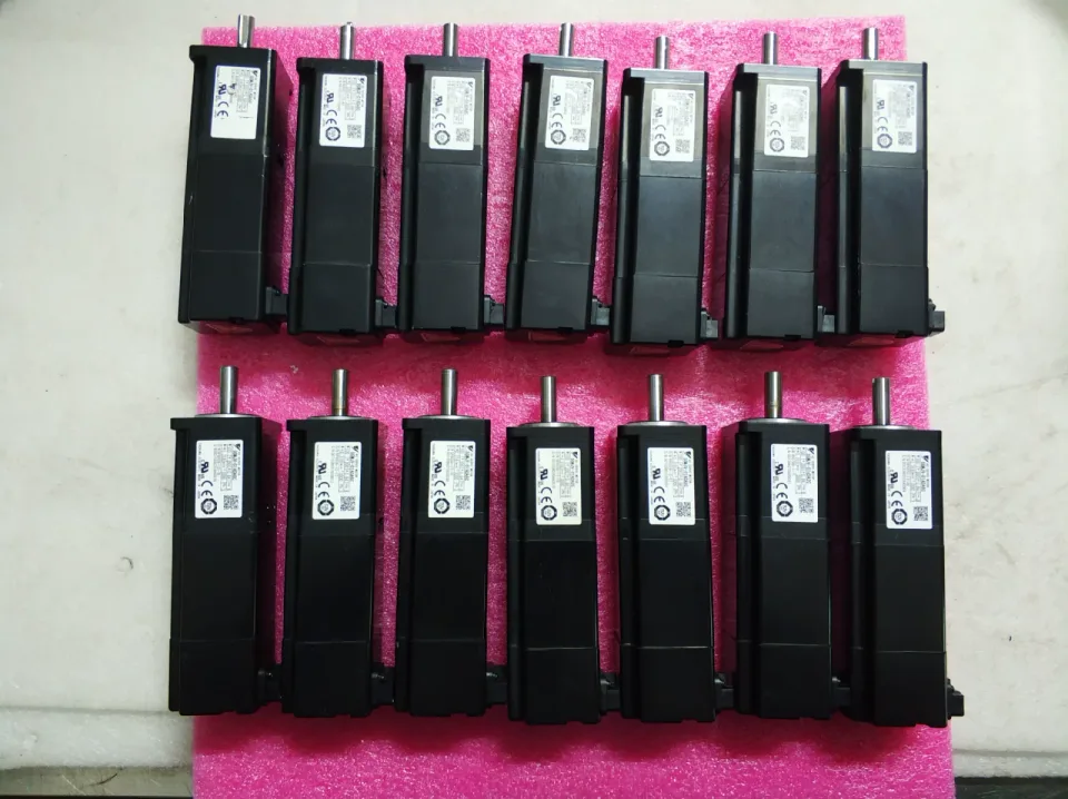 Yaskawa SGMJV-01ADA6C Motor & Drive Component product photo 1