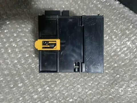 OMRON CJ1W-PA205R PLC Module — product photo 8 of 10
