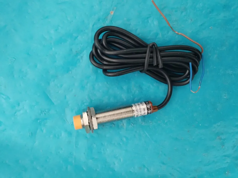 OUMIN LJ12A3-4-J/EZ Industrial Sensor product photo 1