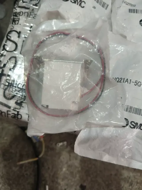 SMC VQ21A1-5G-C6-F Industrial Automation Component product photo 2