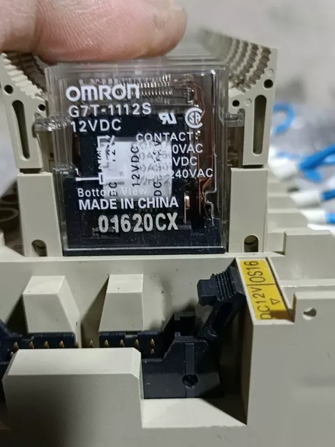 Omron G7T-1112S DC12V I/O Module product photo 5
