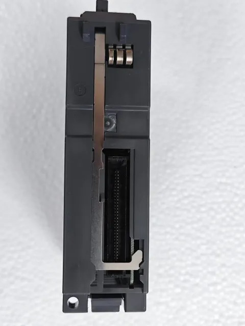 Mitsubishi Electric QY42P PLC Module — product photo 39 of 62
