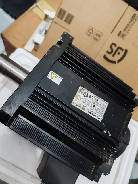 Panasonic MHMF502L1G6M Motor & Drive Component product photo 7